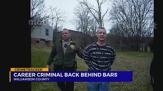 Williamson County officers nab ex-con after high-speed chase with child in back seat