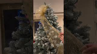 Decorating #christmastree #trendingshorts #christmastiktok #weihnachtsbaum #fypシ #goviral #navidad