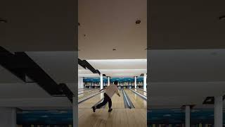 雙手保齡球|雙手曲球| Double Head Bowling | Two handed bowling from Hong Kong | 香港 #shortvideo