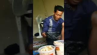 suasana silaturahmi lebaran di kampung