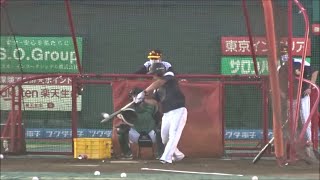 海野隆司選手（福岡ソフトバンクホークス/2019ドラフト2位）のフリーバッティング、最後の打球はキレイな弧を描きレフトスタンドへ！