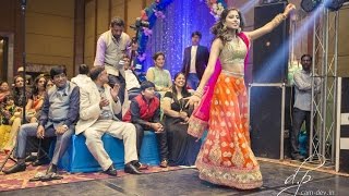 Indian Wedding Dance Performance: Chunnari Chunnari, Channe Ke Khet, Banno