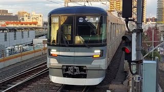 東京メトロ日比谷線13000系13116F各駅停車中目黒駅行き南千住駅到着(2022/12/9)