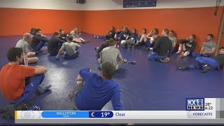 UMary Wrestling