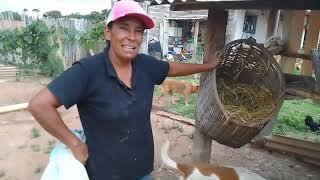 família reunidos dona Cida e Cleuza linda chácara gratidão seguidores família CHOW