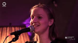 Superkunst präsentiert: Maria Daniel