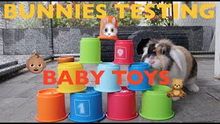 KANINCHEN TESTEN BABYSPIELZEUGE👶🏽🧸 (mega süß!) | M. Mörki