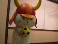 ひこにゃん　サッカーボールびよーん、びょーん。2011.09.13