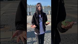 🔥 Petersburg scammers - scammers scam tourists for money #shorts #scammers #police #russia