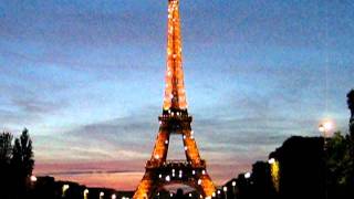 Tour Eiffel Sparkling.avi