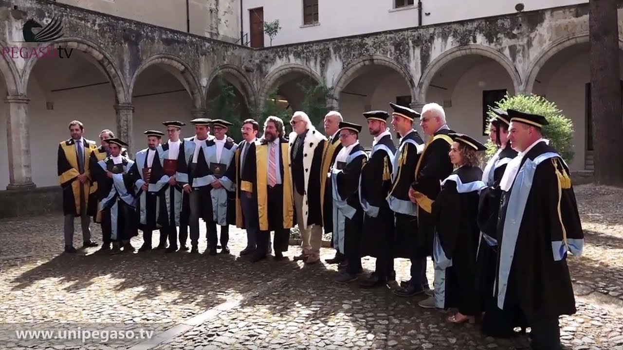 Cerimonia della seduta di laurea a Cosenza| Unipegaso.tv