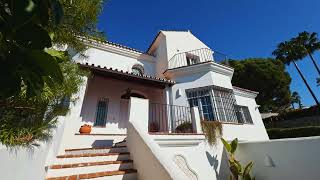 Stunning traditional villa with breathtaking sea views in El Rosario, Marbella East | 3.250.000 €