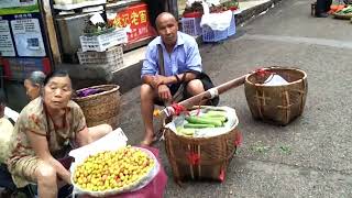 误入湖南张家界市小巷子，吓死个人，密密麻麻全是人 #旅游 #旅行