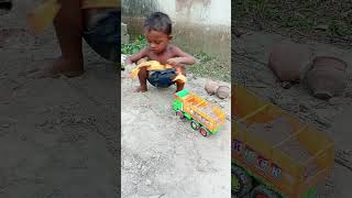 অভিনব কায়দায় মাটি কাটা। 😀😀😀#shorts#youtube #viral #trending #jcb #truck #shortvideo