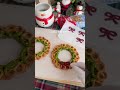 かんたんチョコプレッツェルリース プレッツェル クリスマス リース クリスマスおやつ クリスマスレシピ お菓子作り 簡単おやつ 簡単お菓子 christmas pretzels