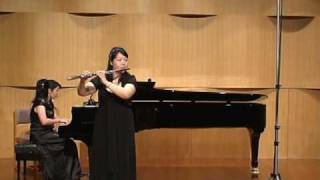 Muse Lee Flute Recital (2009) - C. P. E. Bach: Flute Concerto in G, Wq. 169, mov.1