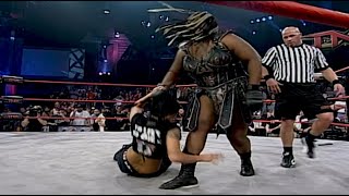 iMPACT! (March 6, 2008): Salinas vs. Awesome Kong