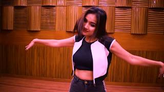 Illegal Weapon 2 0 Street Dancer 3D Dance Video Varun D Shradda K Let's Dance With Shreya