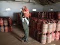 Watch! Relief for aam aadmi, big slash in prices of non-subsidised LPG cylinder