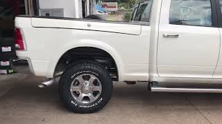 Dodge ram com pneu Bf Goodrich 35/12.5R18