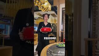 夏玛薇：田小野到閨蜜店里消费，毛肚自然加倍！