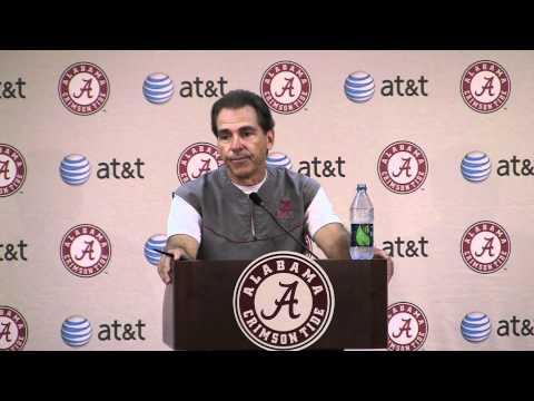 Has Alabama ever had alternate uniforms?