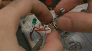 Comparator tutorial clapper circuit