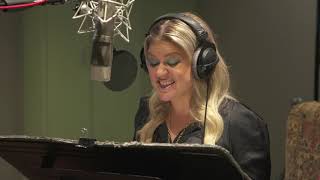 UglyDolls - Kelly Clarkson Broll (official video)