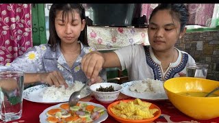 Tarun Jwng Oma, Mwita Bangal Na Gwran ( Taro Root With Pork, Kenaf With Dry Fish) // Bodo Dish