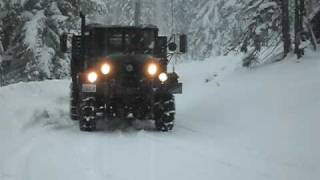 m35a2 pulling a kenworth