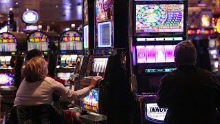 Casino lights and sounds encourage risky decision-making