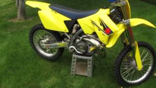 Suzuki RM250 2008 look around and sound clip with FMF Fatty/Powercore 2