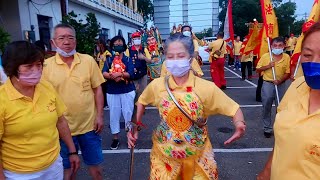 【太子女乩身起乩降駕持火尖槍參禮殿內指示回駕時刻退駕/淨爐手/哈仔獅/太子神童/神將/參禮】麻豆太子宮進香團/台北大法壇