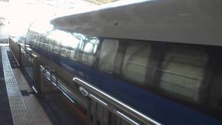 【到着】500系新幹線！＠新大阪駅 2011/10/27