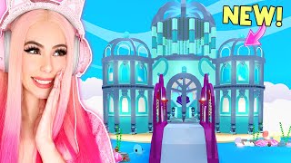 Exploring The *NEW* MERMAID PRINCESS CASTLE In Adopt Me... Roblox Adopt Me Builds