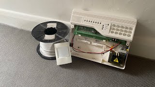 How to wire a texecom reflex PIR to an Alarm panel