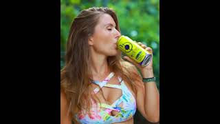 SOFIA BEVARLY || Walking in the garden || CELEBSWORLD #Shorts
