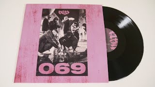 Vega - 069 Vinyl Unboxing