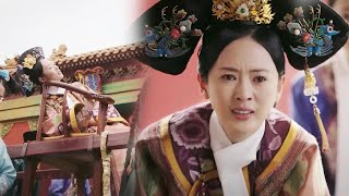 Concubine Gao knew she was wrong and knelt down to beg the emperor for forgiveness.