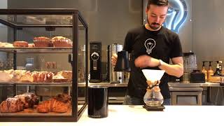 How to brew coffee in a Chemex