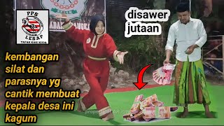 atraksi celurit kembar Srikandi cantik || pencak silat Madura