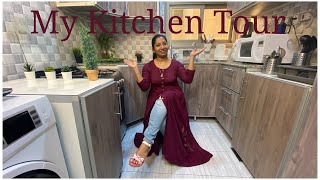 My Kitchen tour//കുവൈറ്റിലെ എന്റെ കുഞ് അടുക്കള ഇവിടുന്നാണ് ഞാൻ എല്ലാ കുക്കിംഗ് വിഡിയോയും ചെയുന്നത്