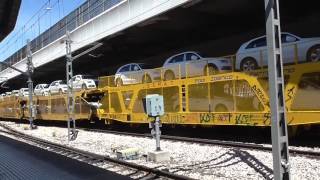 Renfe Mercancias - 253.052 con portacoches variado en Villaverde Bajo