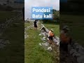 begini cara pasang batu kali untuk pondasi tukang bangunan pengalaman shorts