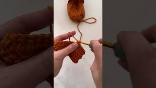 Herringbone Half Double Crochet - Incredibly Simple Stitch Tutorial #crochet #crochetstitches