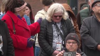 Wichita community mourns together in the loss of passengers from airliner crash