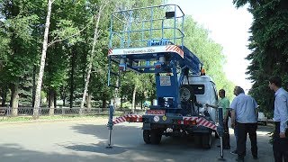 У лозівських комунальників з’явилася нова спецтехніка