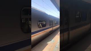 台鐵EMU700型2233次區間車進站停靠-八堵火車站🚄🛤️