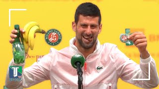 Novak Djokovic HAPPINESS after receiving bananas and dates from Serbian journalists