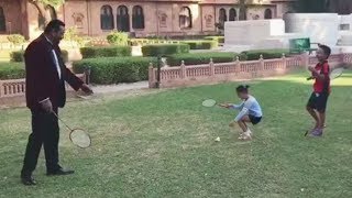 Video - Sanjay Dutt Playing Badminton With Kids Shahraan And Iqra